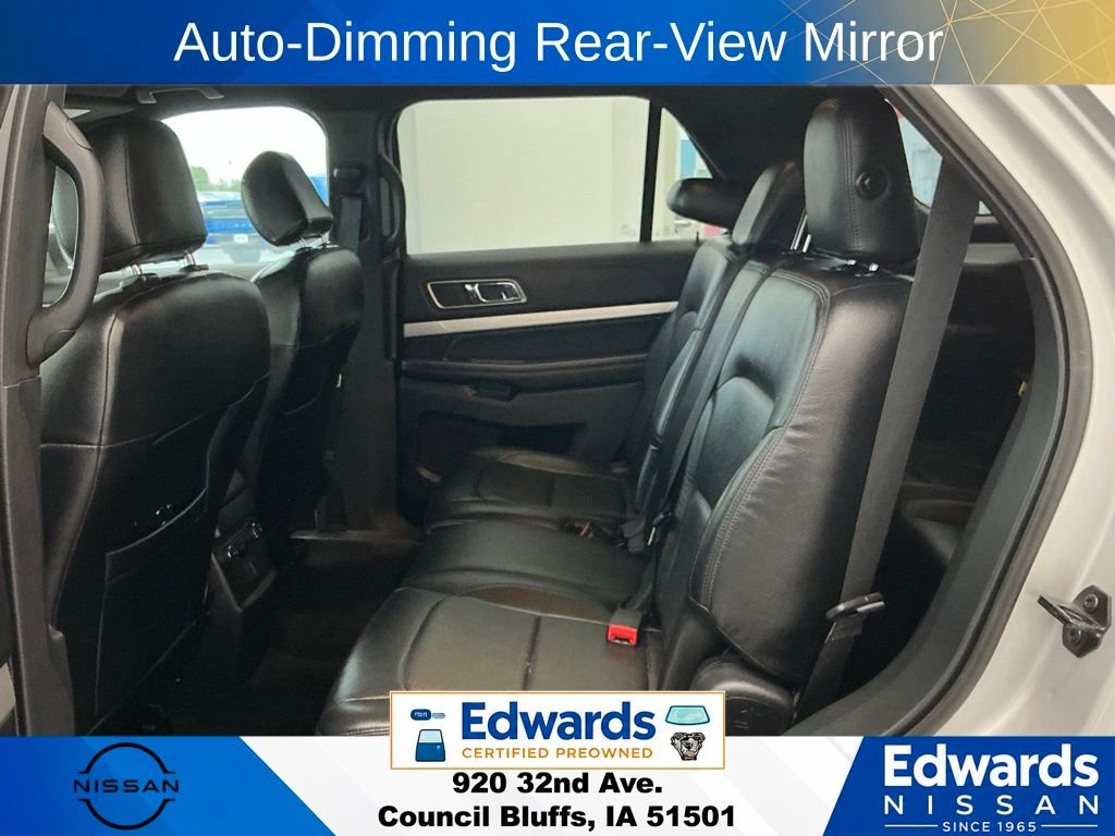 Used 2017 Silver Ford XLT image 19