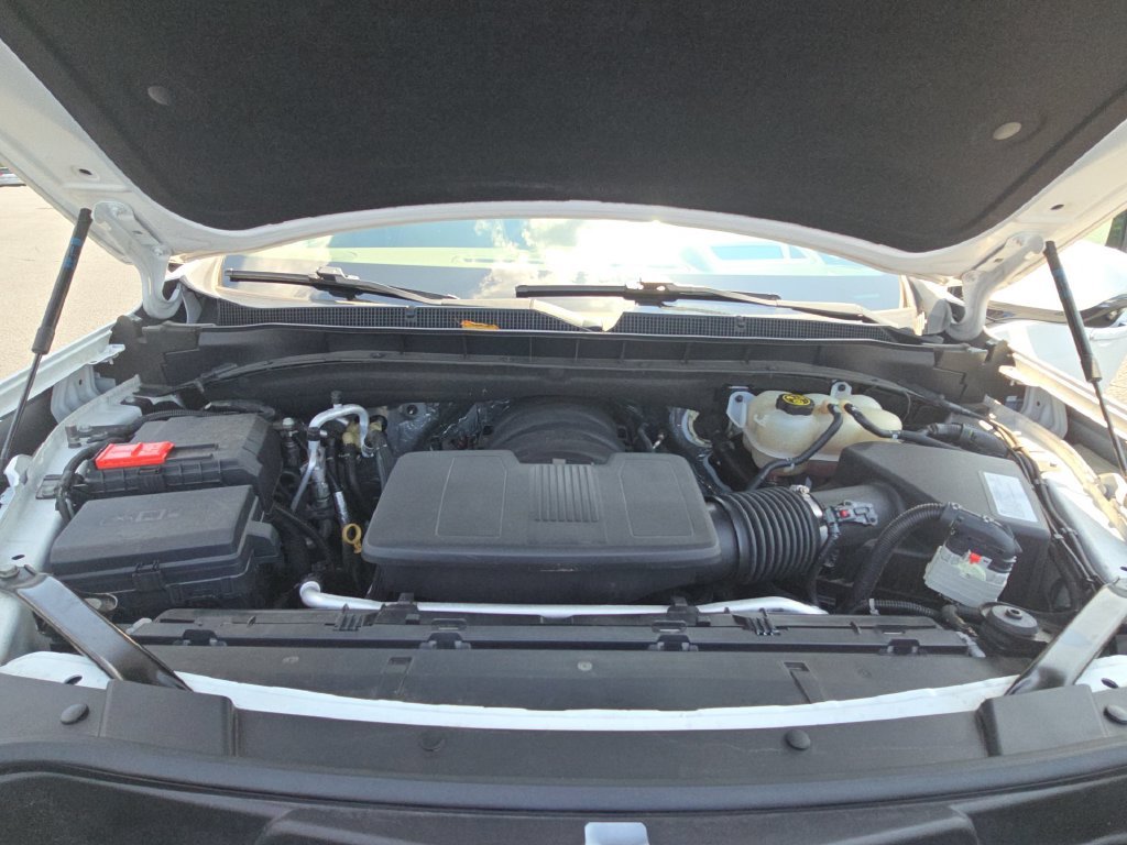 Used 2021 White Chevrolet High Country image 27