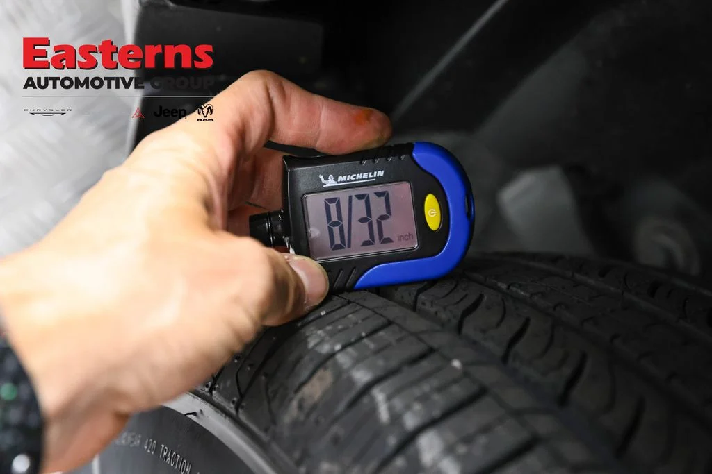 Used 2023 Gray Ford XLT image 25