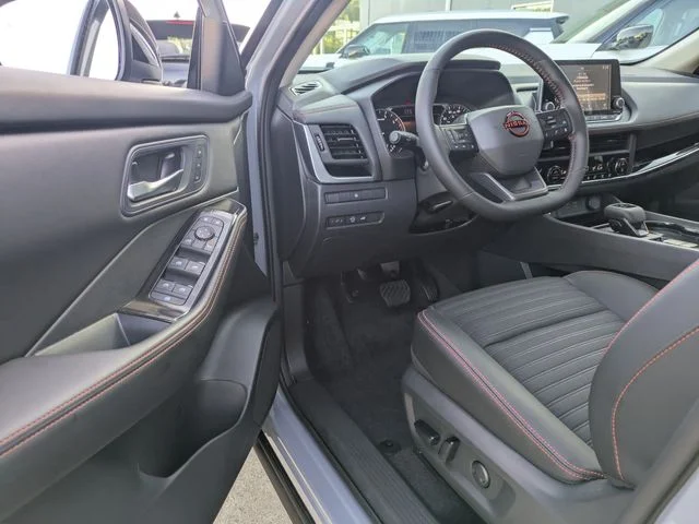 New 2026 Boulder Gray Pearl Nissan Rock Creek® image 21