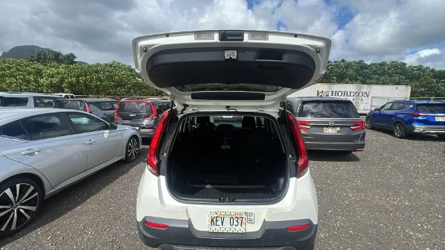 Certified Used 2022 White Kia LX image 10