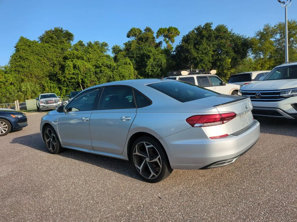 Used 2020 Silver Volkswagen 2.0T R-Line image 3