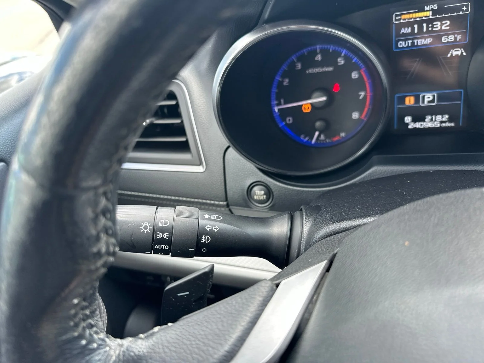 Used 2018 Red Subaru 2.5i Premium image 45