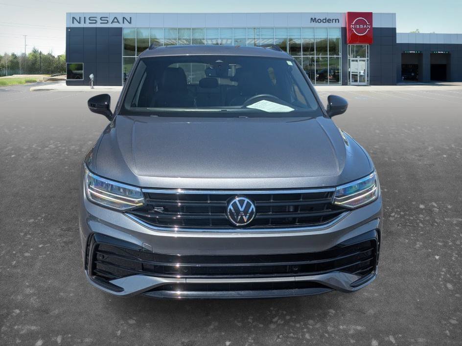 Used 2023 Black Volkswagen SE R-Line Black image 8