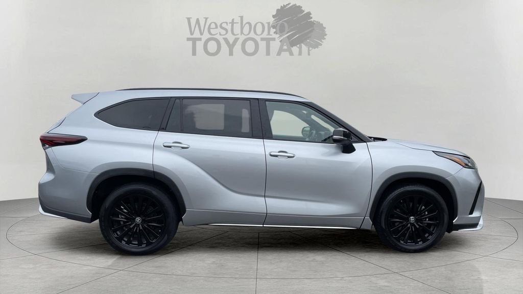 Used 2025 Silver Toyota XSE image 8