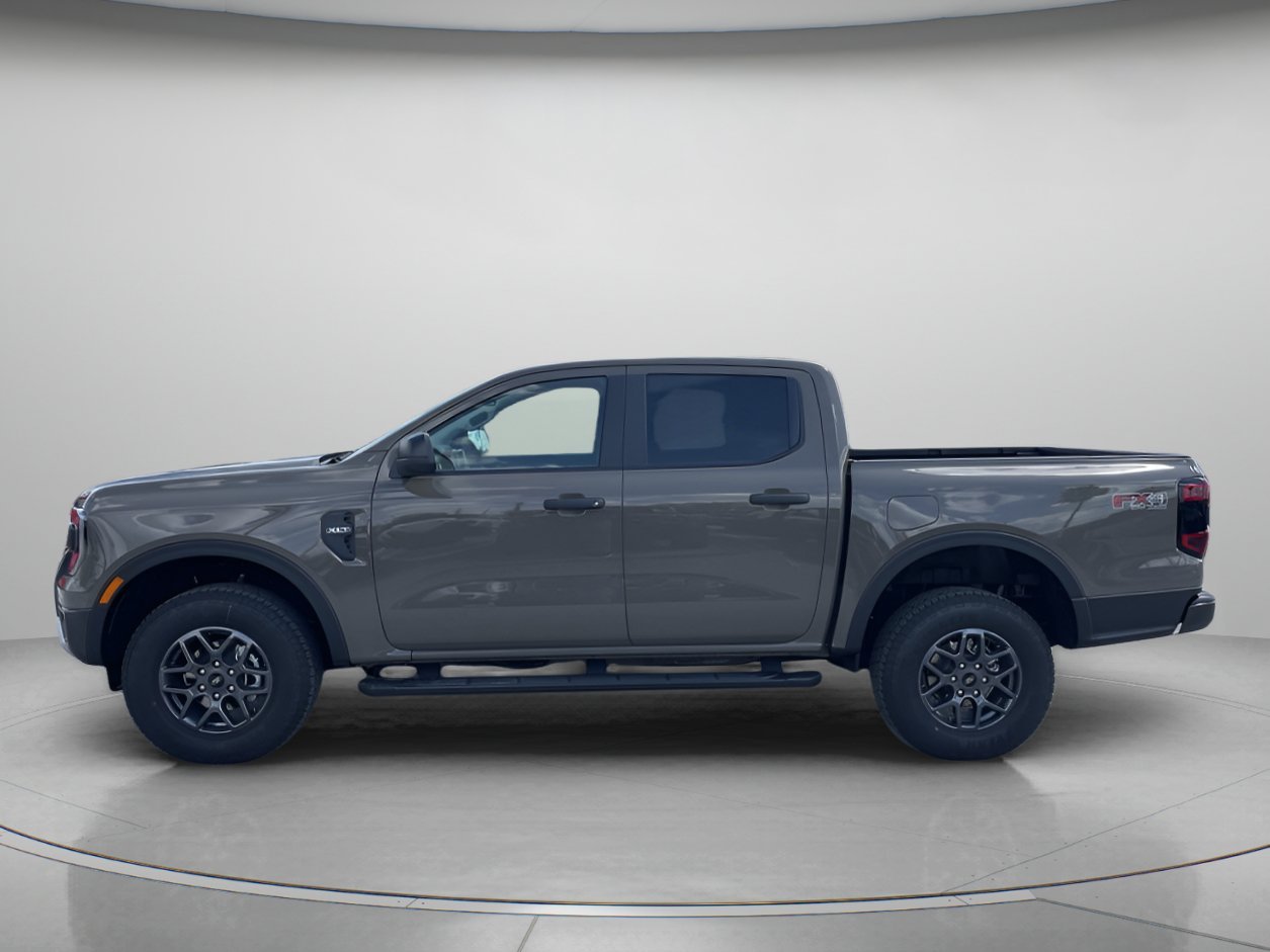 New 2026 Marsh Gray Ford XLT image 5