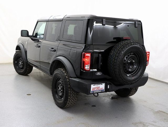New 2026 Shadow Black Ford Big Bend® image 8