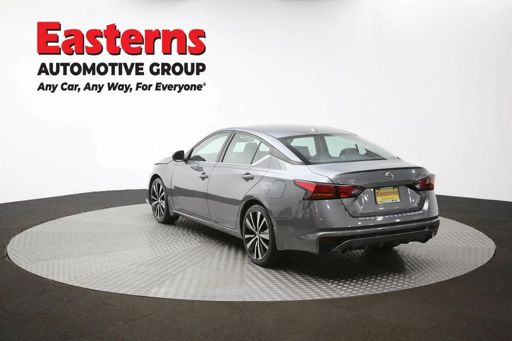 Used 2022 Gray Nissan 2.5 SR image 62