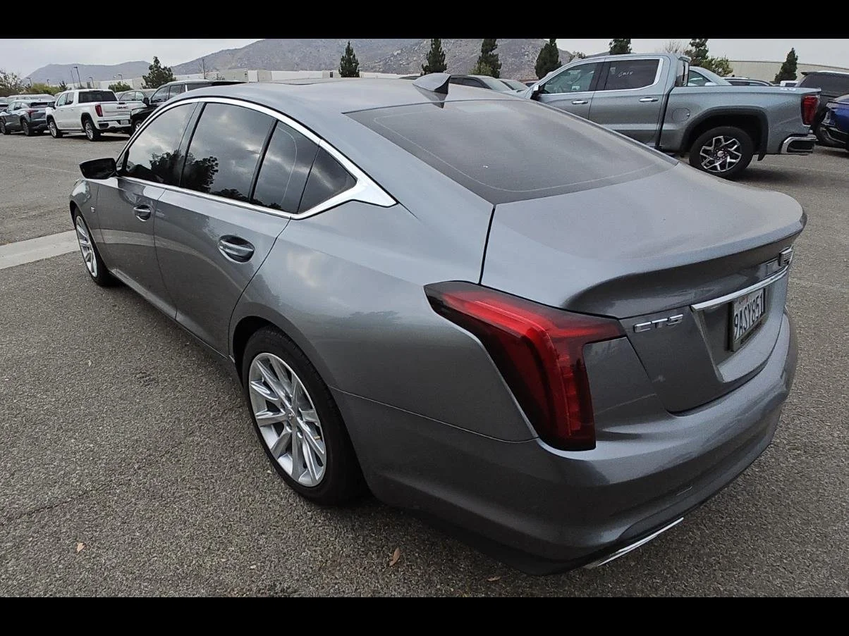 Used 2021 SATIN STEEL METALLIC Cadillac Luxury image 7
