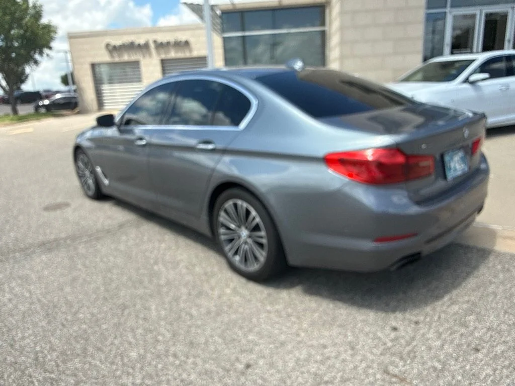Used 2017 Blue BMW 540i xDrive image 6