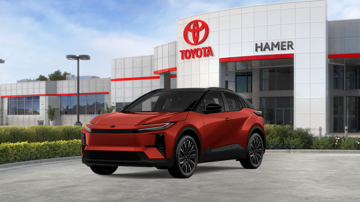 New 2026 Tandoori with Midnight Black Metallic roof Toyota XSE image 31