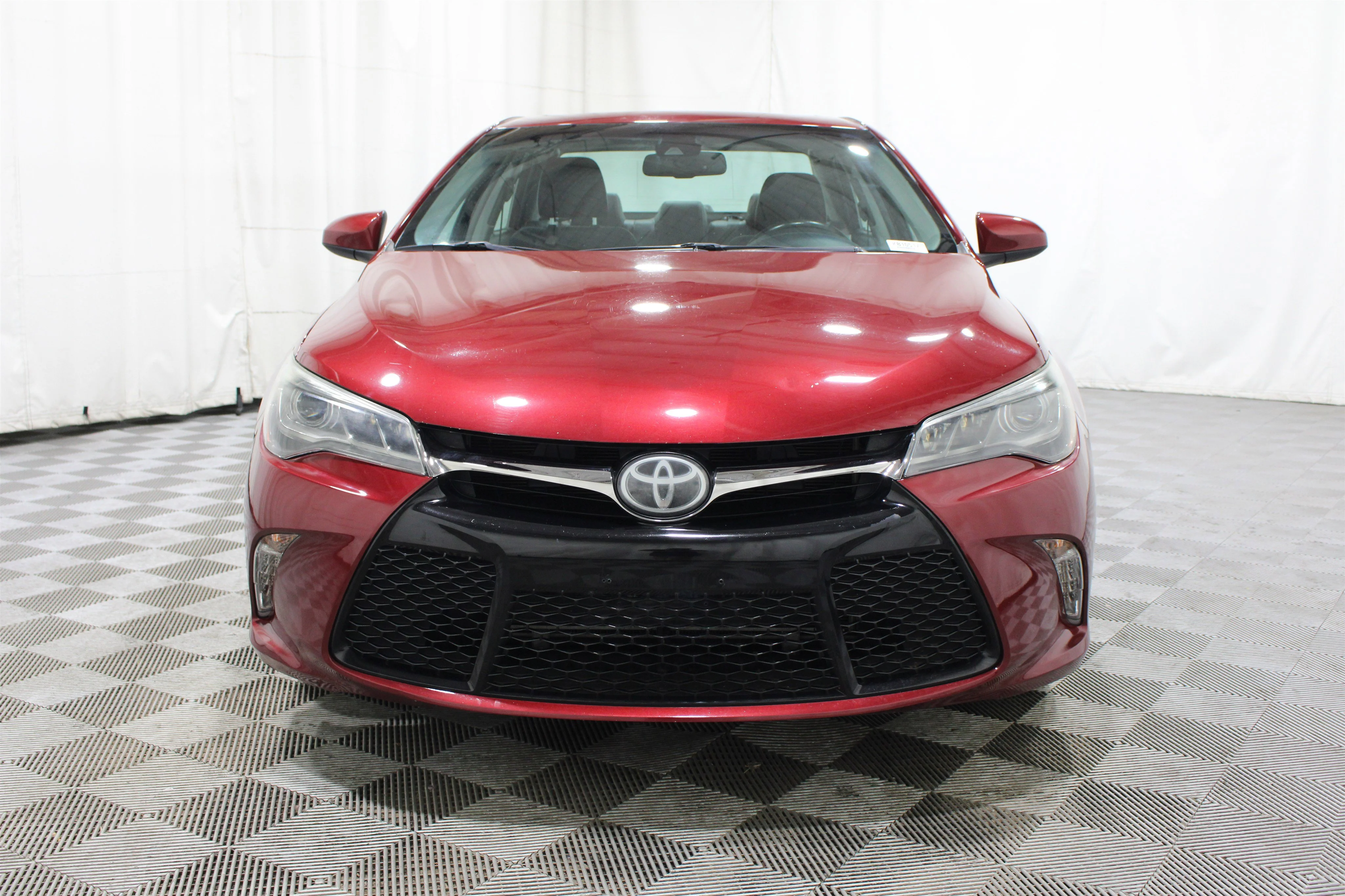 2017 Toyota Camry XSE - Photo 39