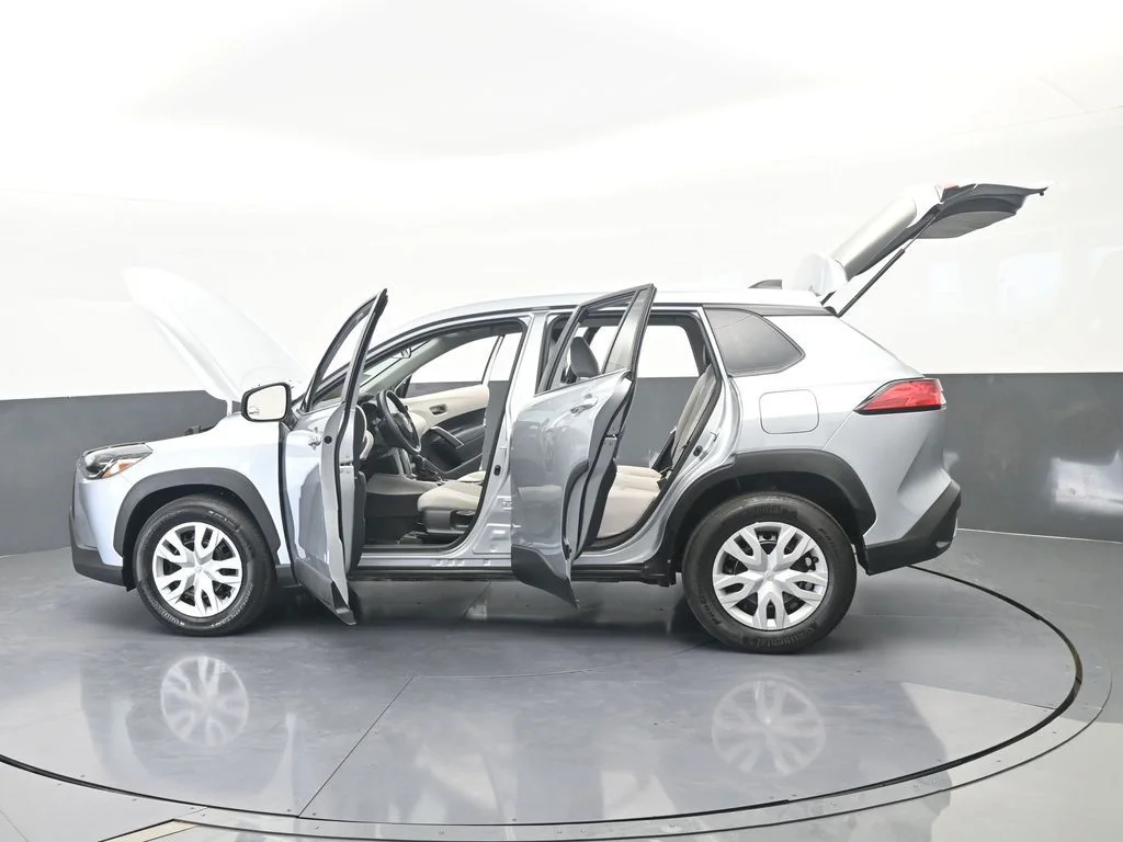 Used 2025 Silver Toyota L image 69