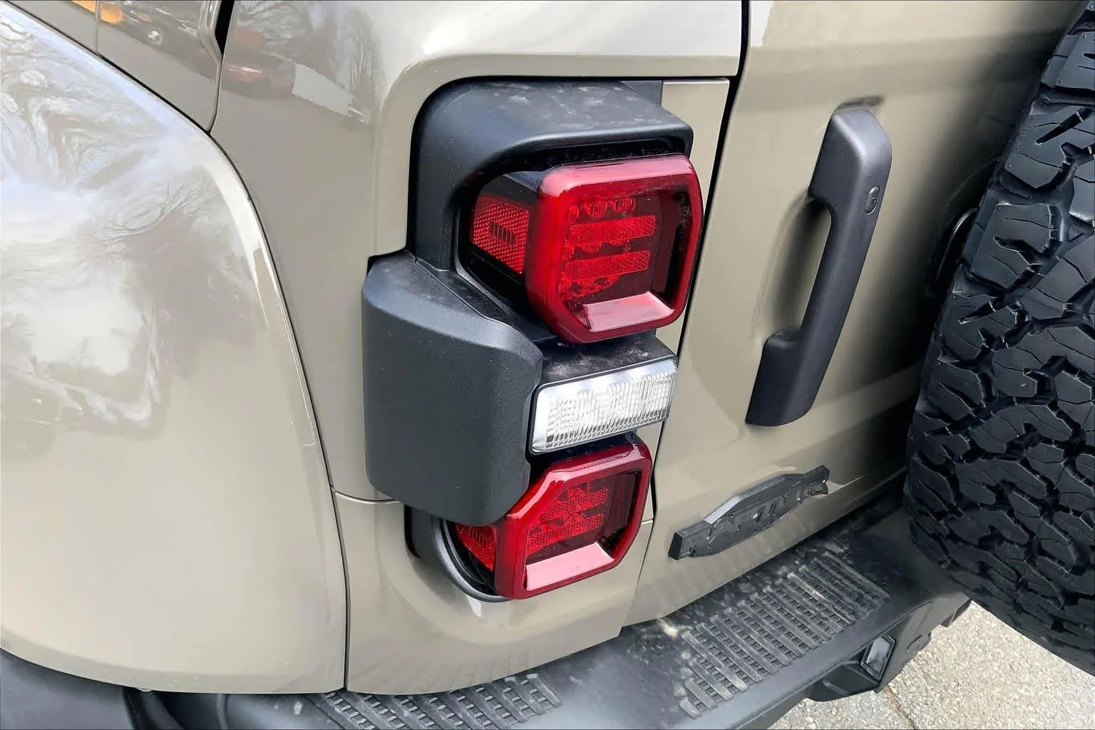 New 2026 Marsh Gray Ford Raptor image 5