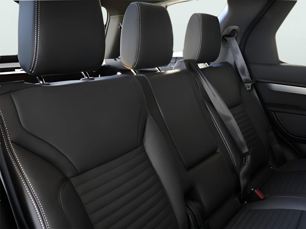 2025 Land Rover Discovery Dynamic SE - Photo 14