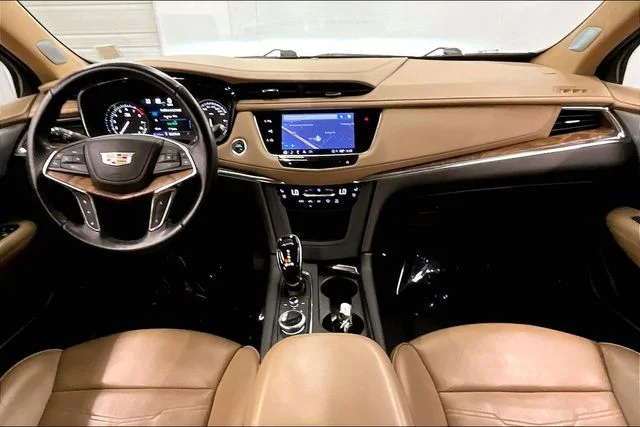 Used 2022 Satin Steel Metallic Cadillac Premium Luxury image 18