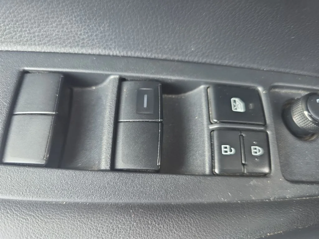 Used 2020 Classic Silver Metallic Toyota SE image 21