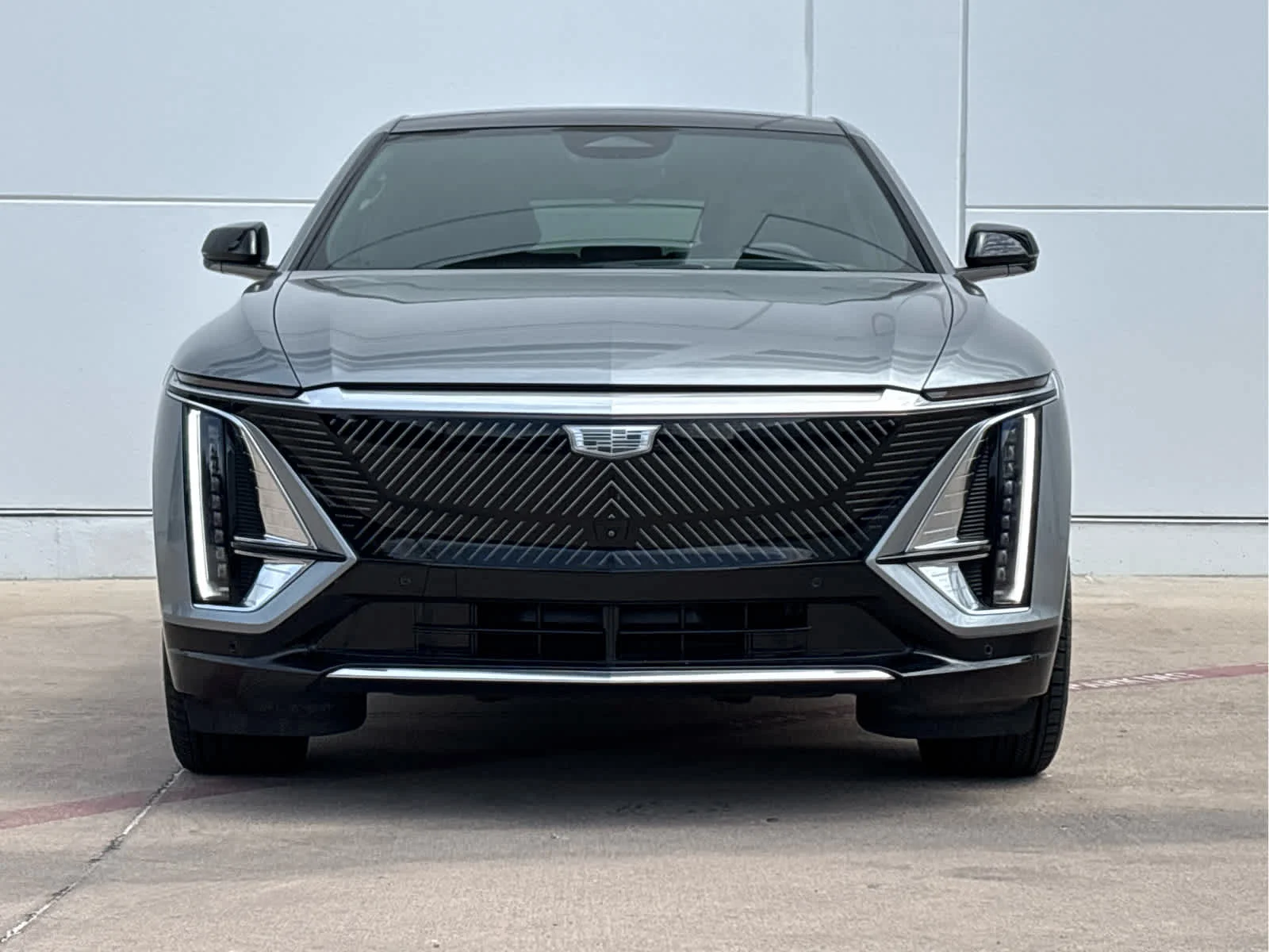 Used 2024 Cadillac LYRIQ Luxury 3 with VIN 1GYKPSRL8RZ109077 for sale in Grapevine, TX
