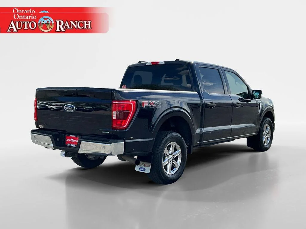 Used 2021 Antimatter Blue Metallic Ford XLT image 5
