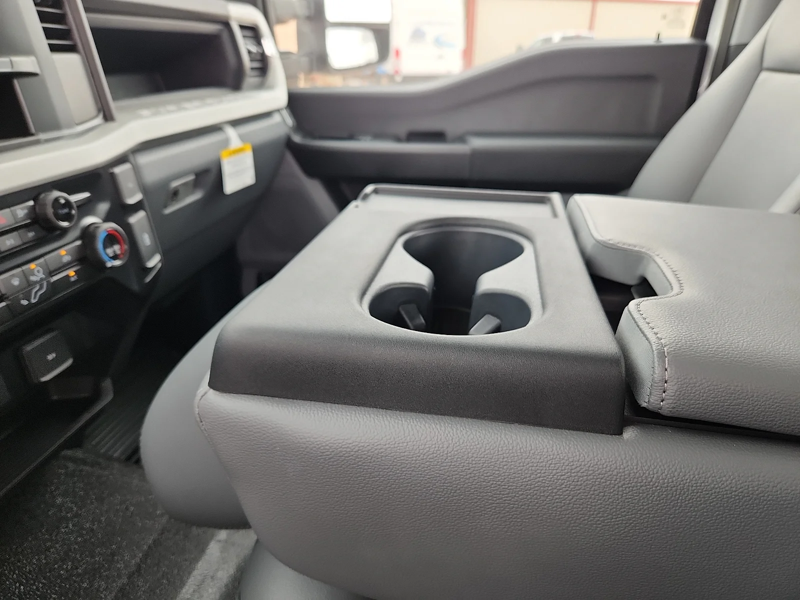 New 2026 Oxford White Ford F-250® XL image 25