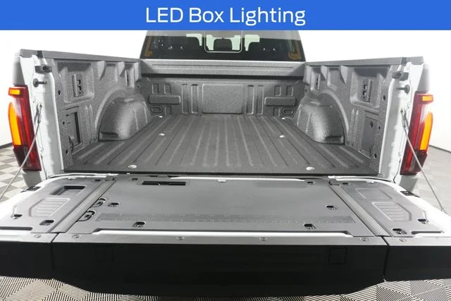 New 2026 Avalanche Ford Lariat® image 30