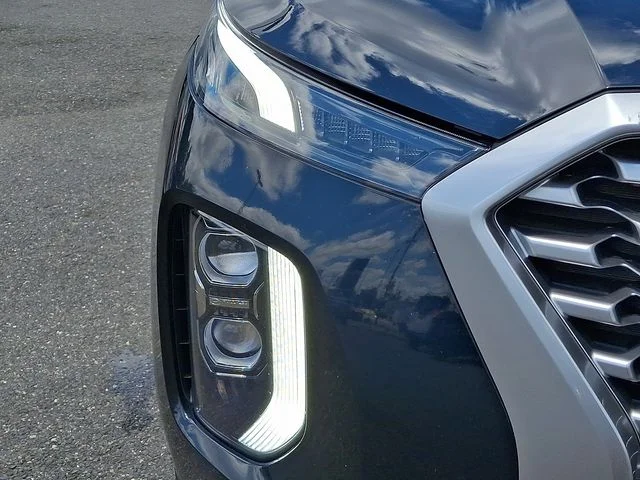 Used 2022 White Hyundai SEL image 10