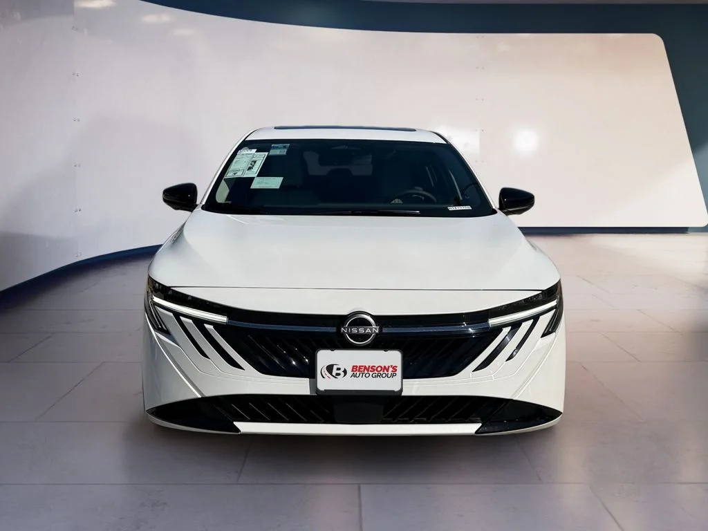 New 2026 White Nissan SL image 8
