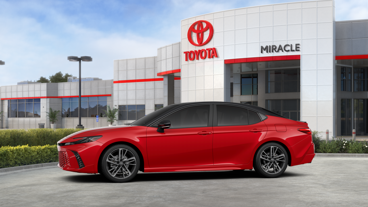 New 2025 Supersonic Red with Midnight Black Metallic roof Toyota XSE image 3