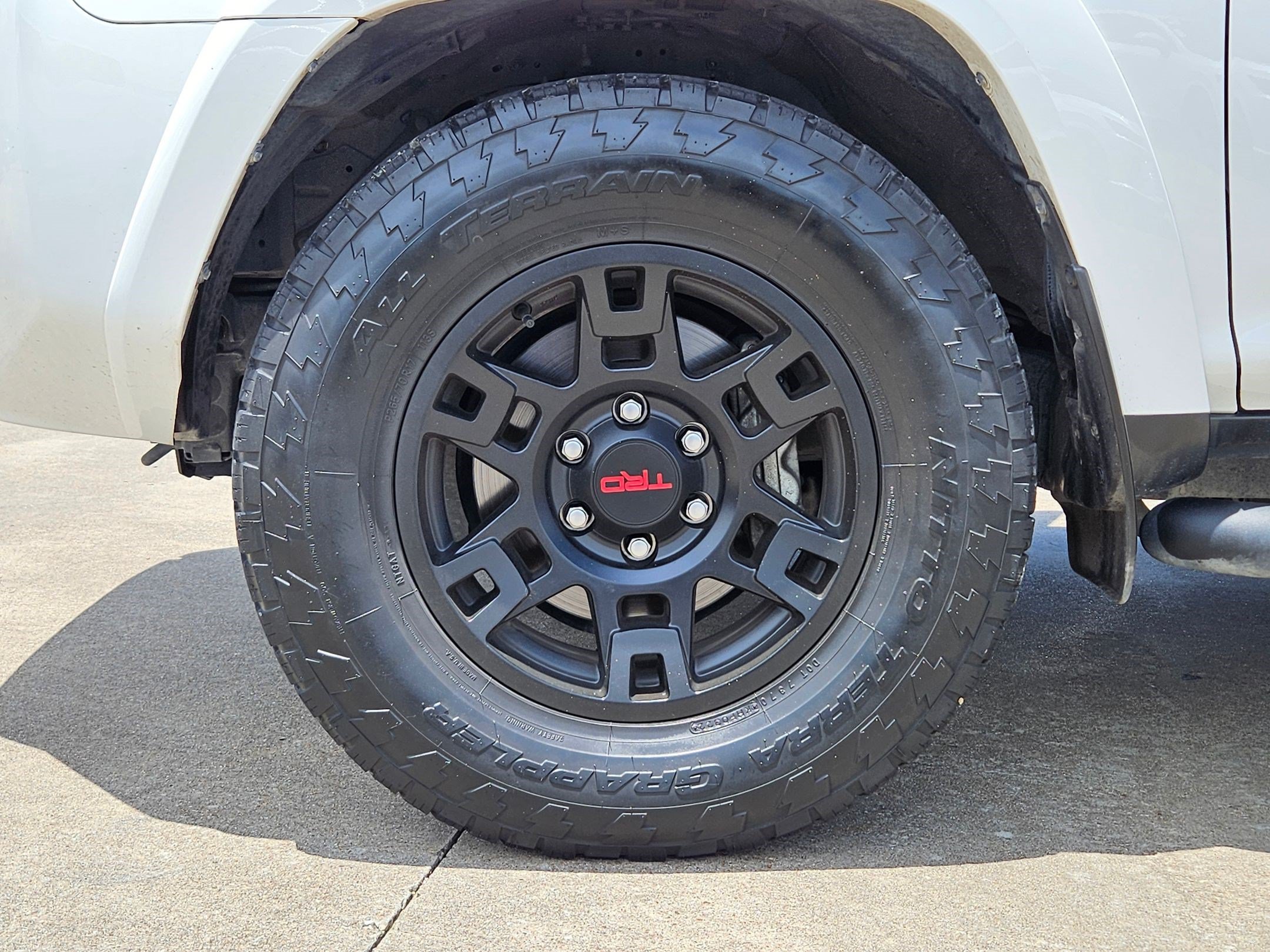 Used 2022 Blue Toyota SR5 Premium image 10