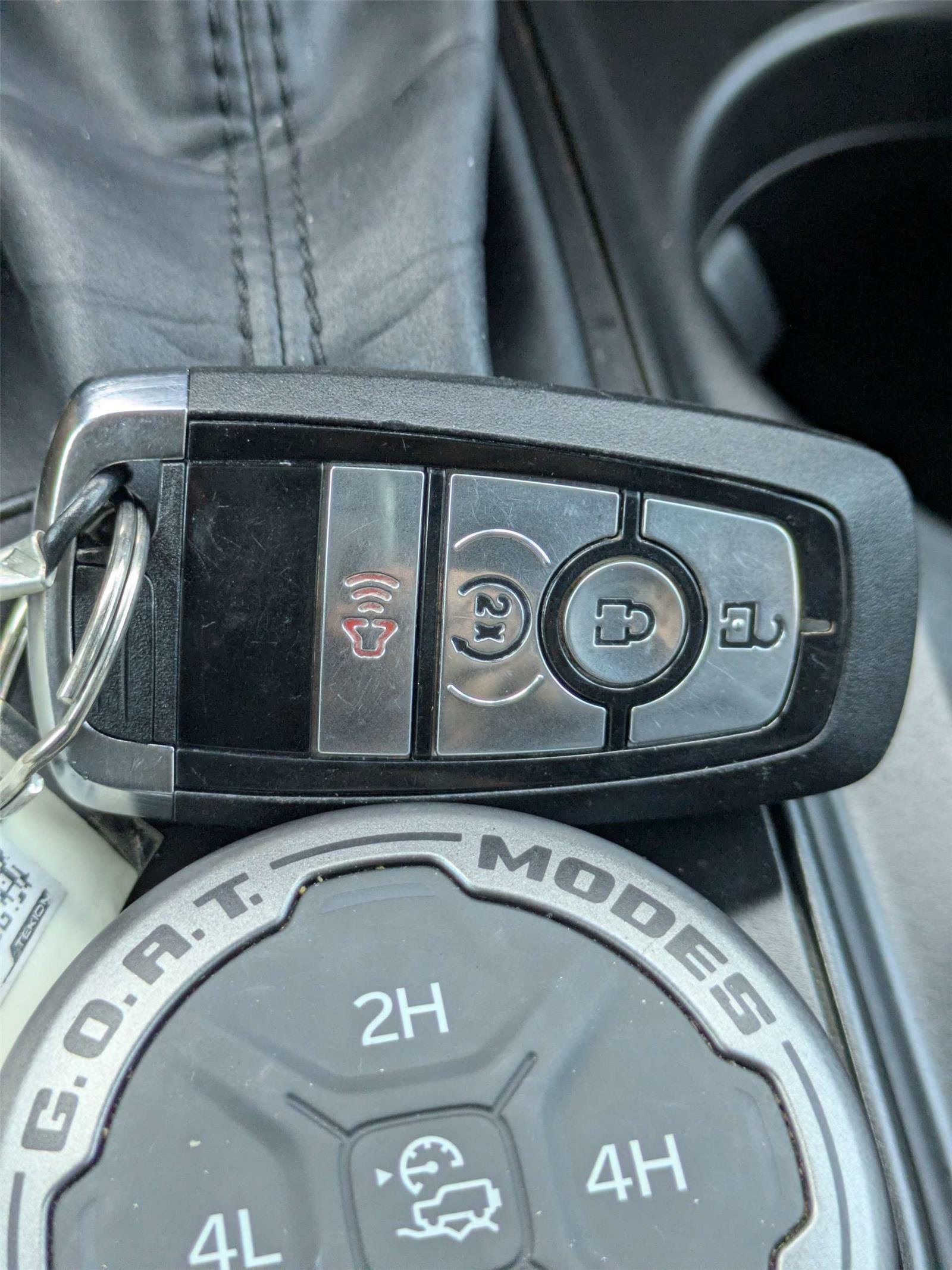 Used 2023 Cactus Gray Ford Everglades Advanced image 32