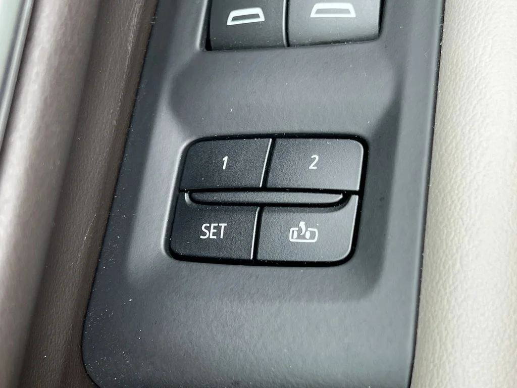 Used 2021 Gray Chevrolet LT image 17