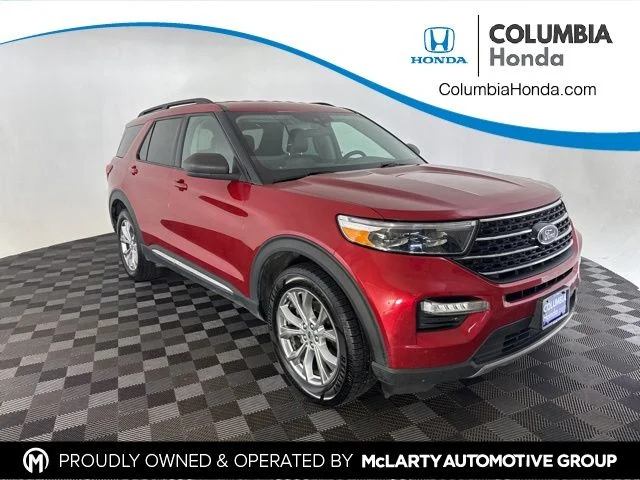 Used 2021 Red Ford XLT image 1