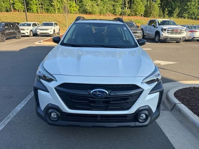 Used 2025 White Subaru Onyx Edition image 5