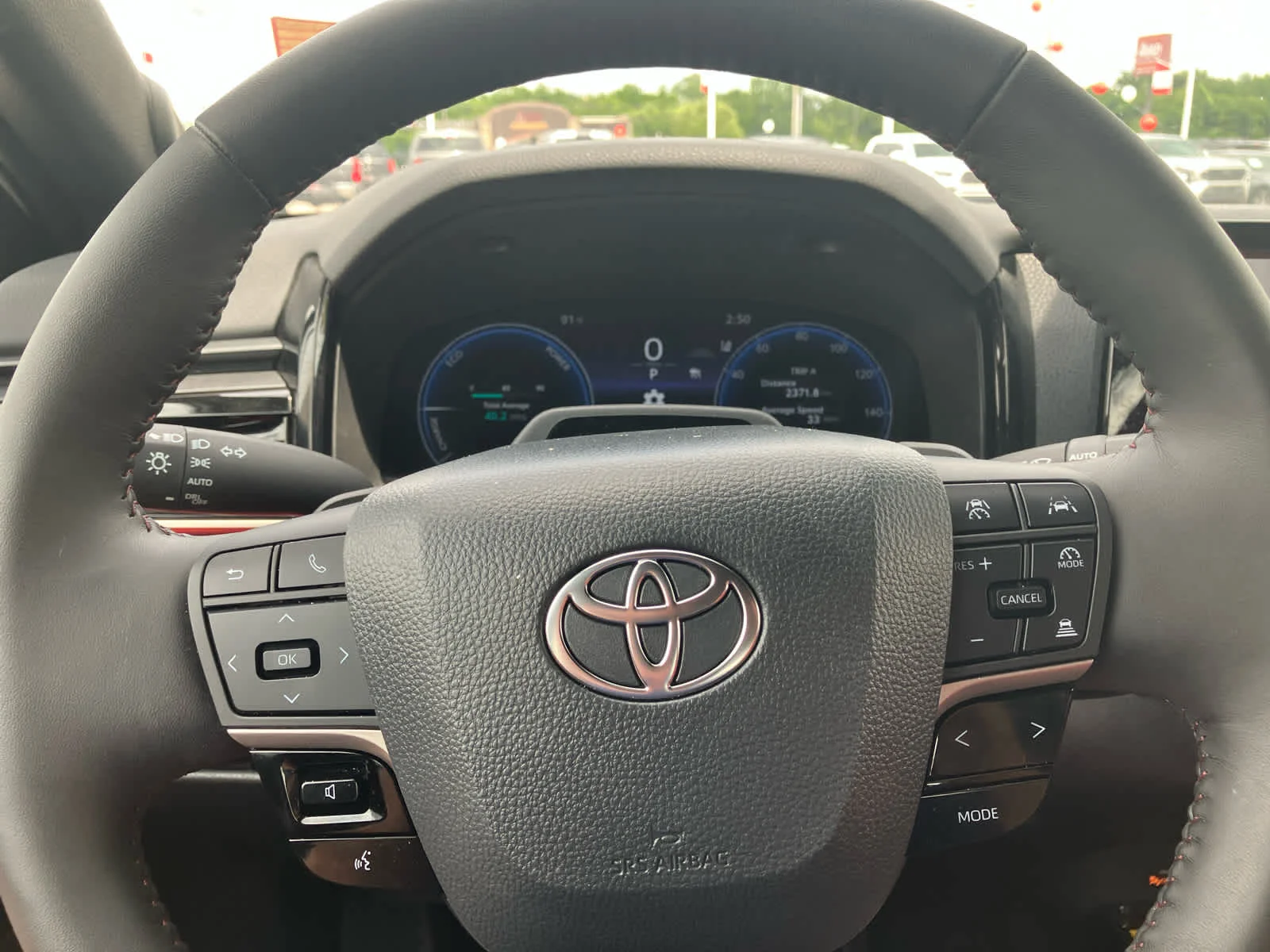 Certified Used 2026 Wind Chill Pearl w/Midnight Black Metallic Roof Toyota XSE image 17