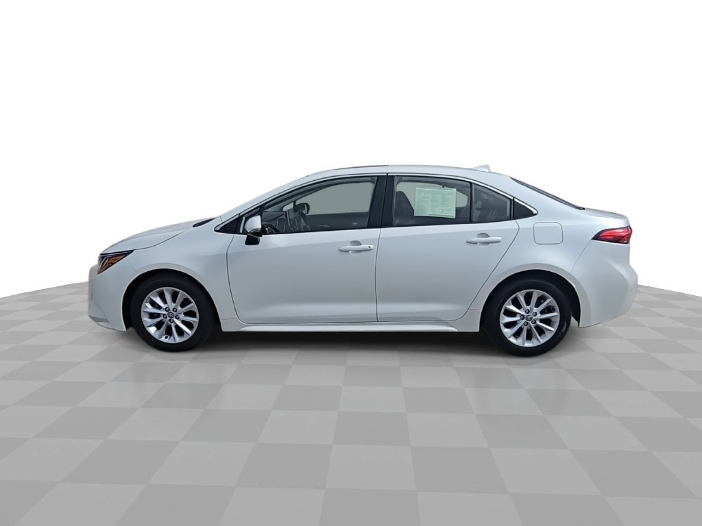 Certified Used 2020 White Toyota XLE image 5