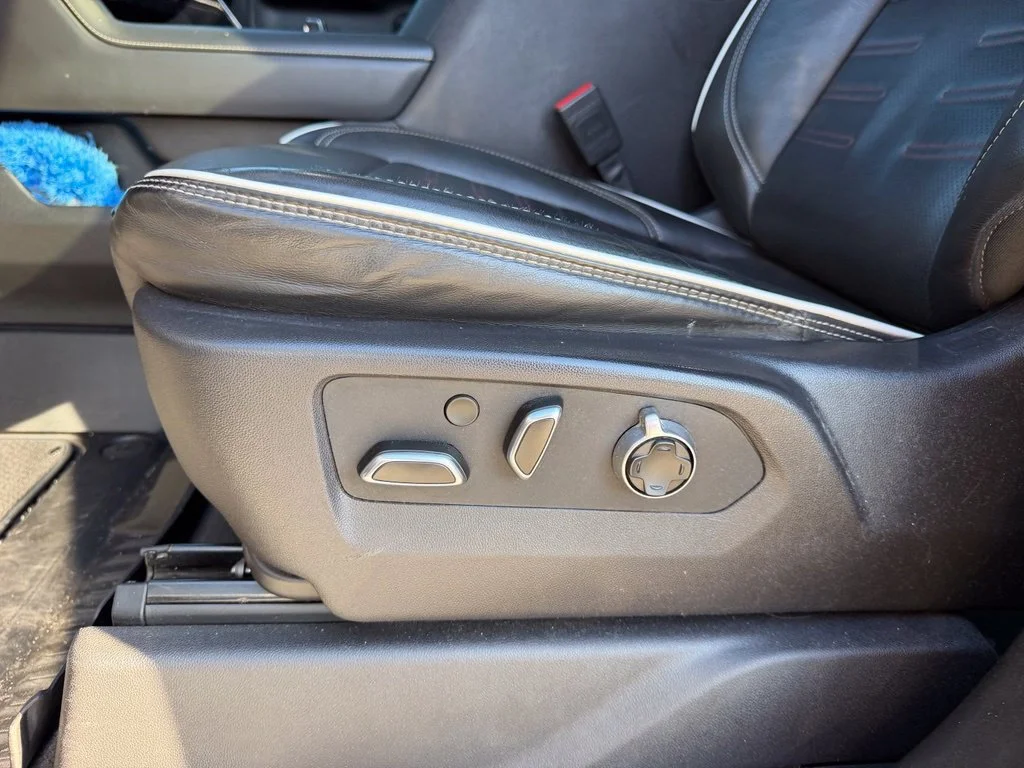 Used 2024 Onyx Black GMC AT4X image 23