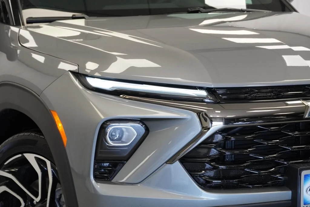 New 2026 Sterling Gray Metallic Chevrolet RS image 31
