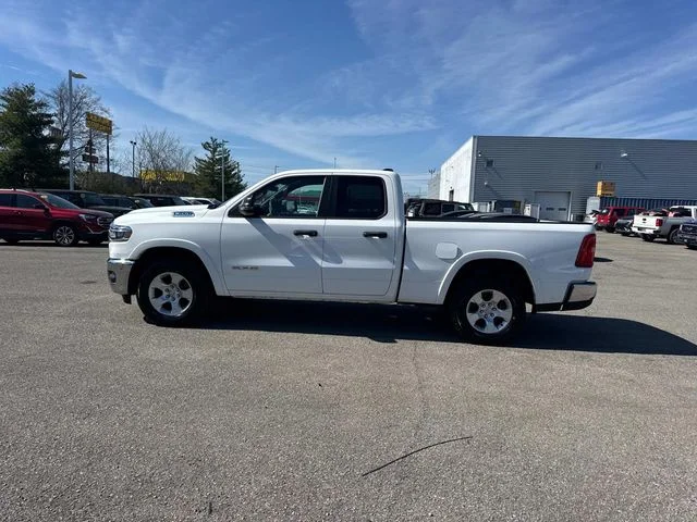 Used 2025 White Ram Big Horn/Lone Star image 8
