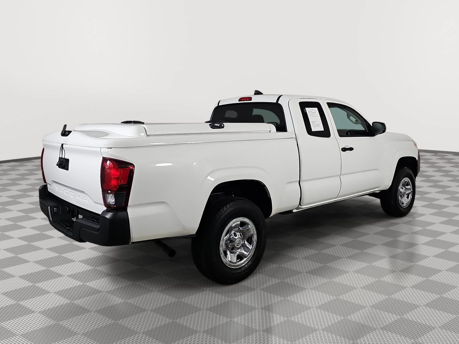 Used 2019 White Toyota SR image 8