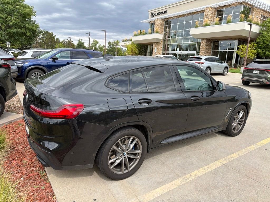 Used 2020 Black BMW M40i image 3