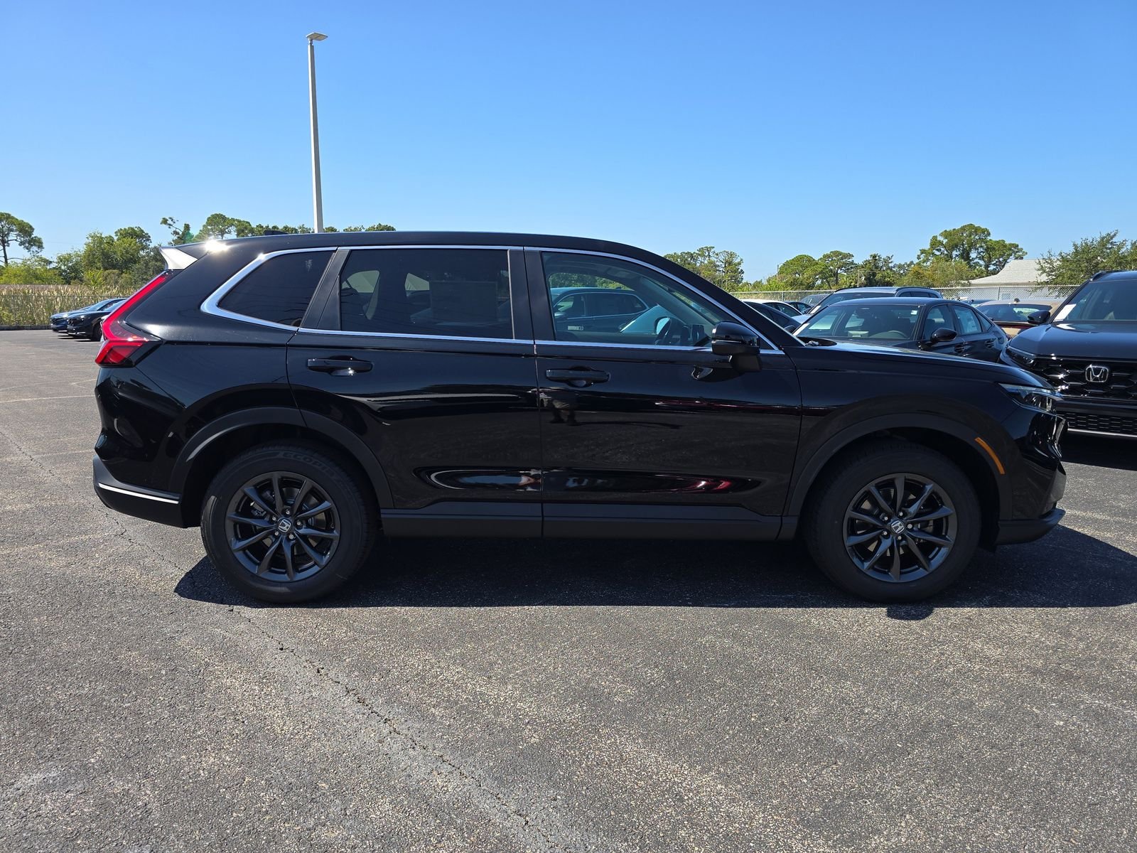 New 2026 Crystal Black Pearl Honda EX-L image 3