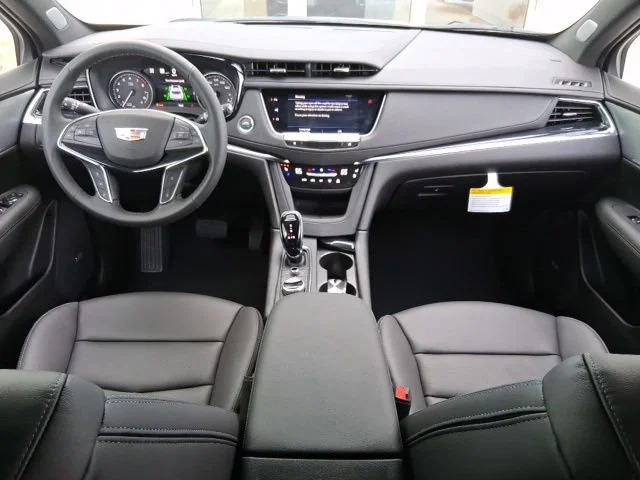 2026 Cadillac XT5 Premium Luxury - Photo 9