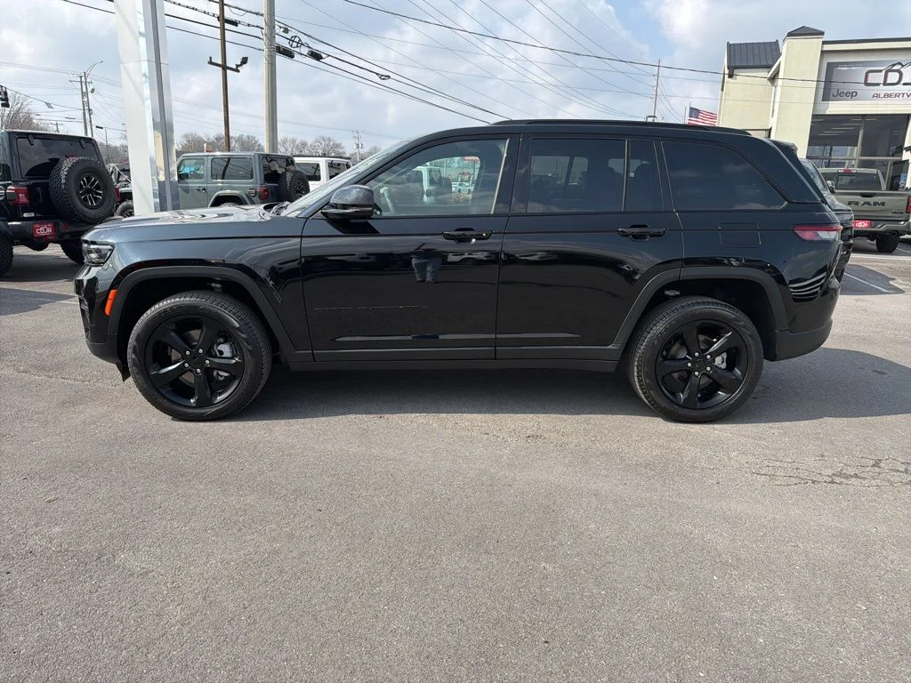 Used 2025 Black Jeep Limited image 5
