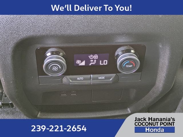 Used 2025 White Buick Sport Touring image 15