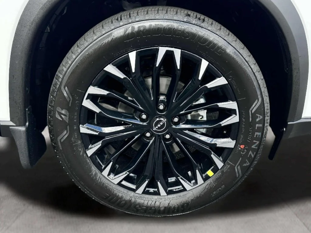 New 2026 Everest White Pearl Tricoat Nissan Dark Armor image 12