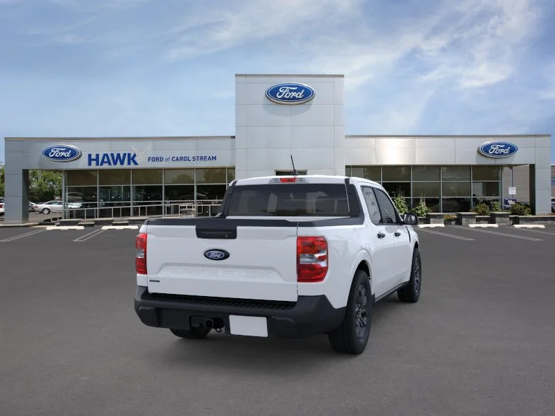 New 2026 Oxford White Ford XLT image 8
