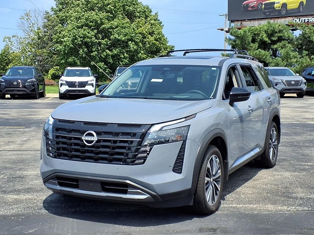 New 2026 Boulder Gray Pearl Nissan Platinum image 2