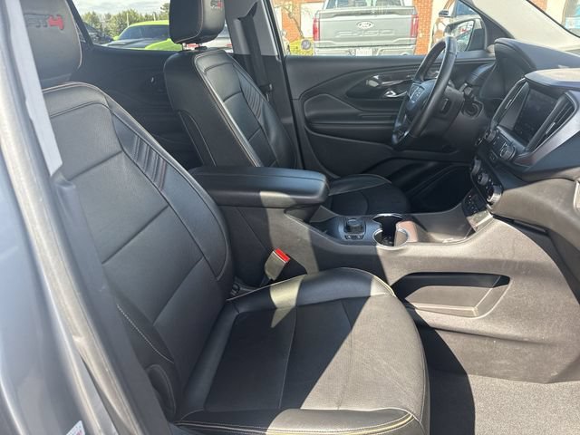 Used 2023 STERLING METALLIC GMC AT4 image 25