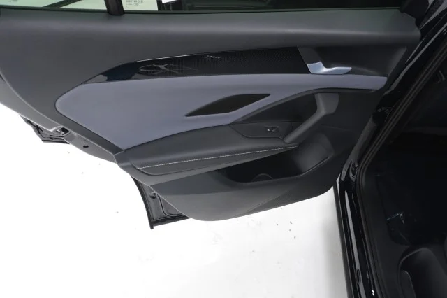 New 2026 Deep Black Pearl Volkswagen 2.0T SE image 18
