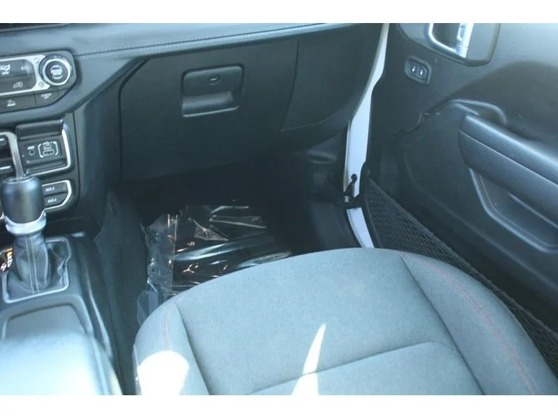 Used 2024 Bright White Clearcoat Jeep Rubicon image 16